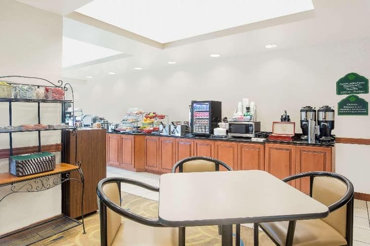 Wingate By Wyndham Green Bay/Airport