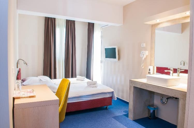 Beach Hotel Bozikovina