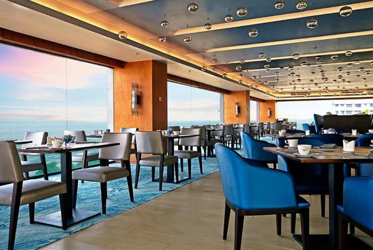 Radisson Hotel Colombo