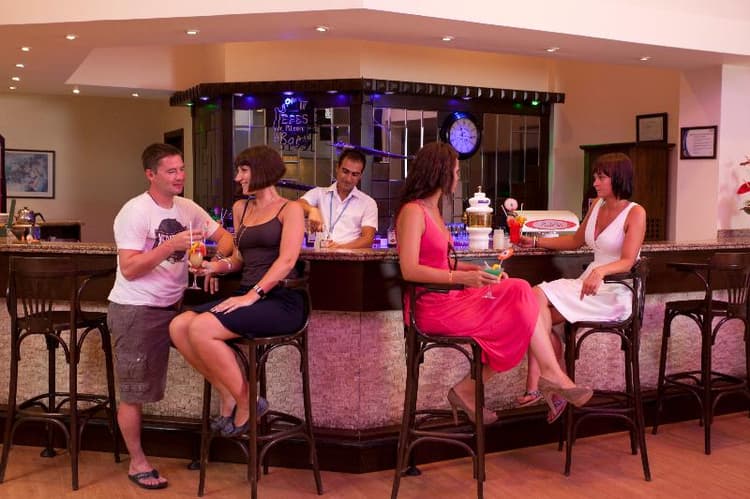 Arabella World Hotel