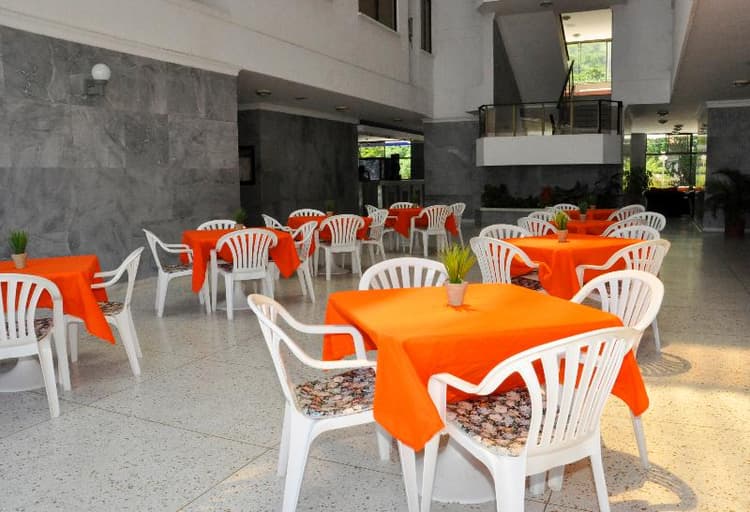 Yuldama Rodadero Inn