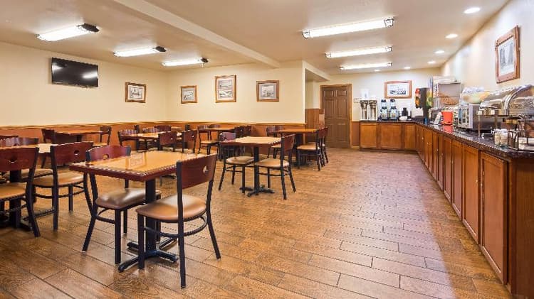 Sleep Inn & Suites near Spirit Mountain