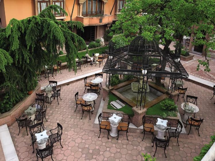 Sultanahmet Palace ( Sultanahmet Sarayi )