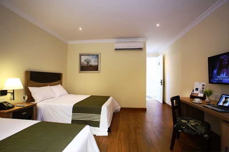 Lp Los Portales Piura