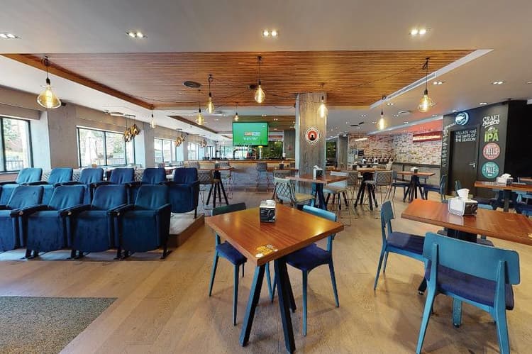 Village Hotel Leeds North