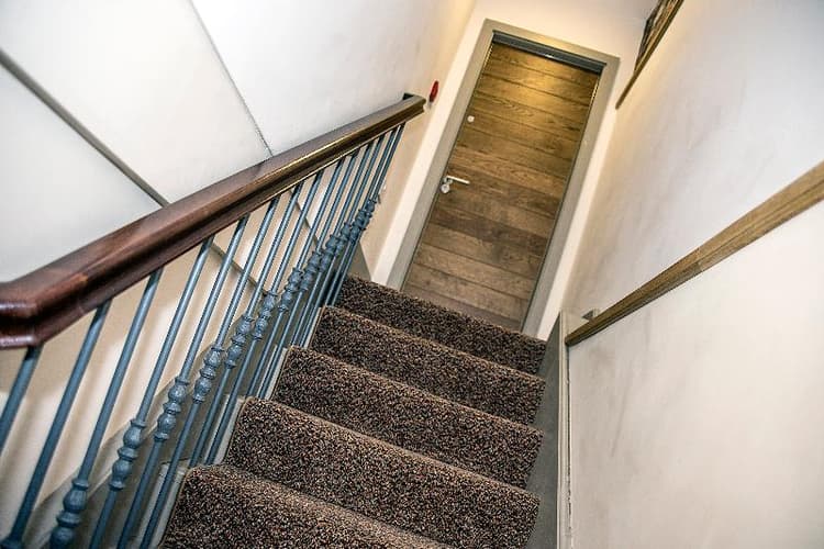 Base Serviced Apartments - Sir Thomas Street