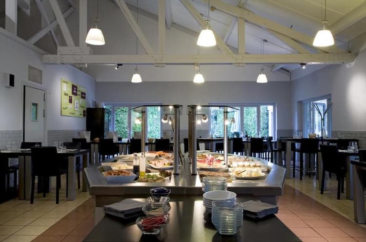 Kyriad Lille Est - Villeneuve D'Ascq