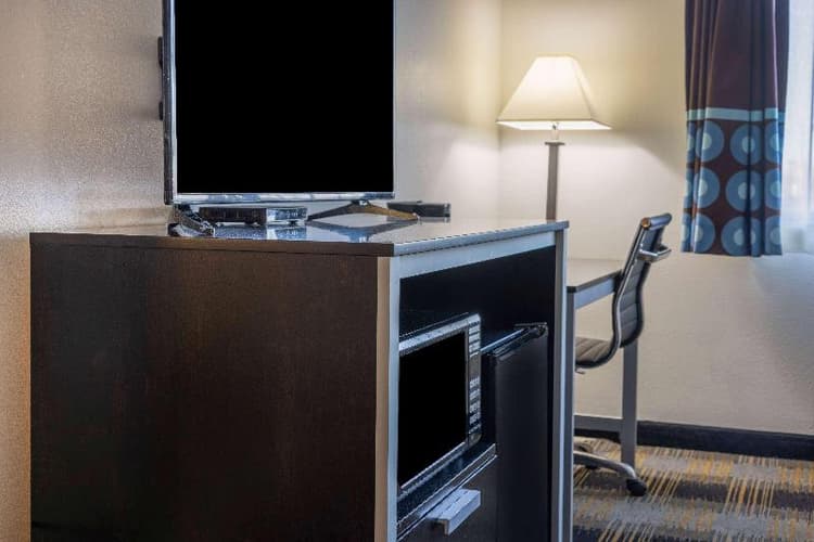 Super 8 by Wyndham Villa Rica