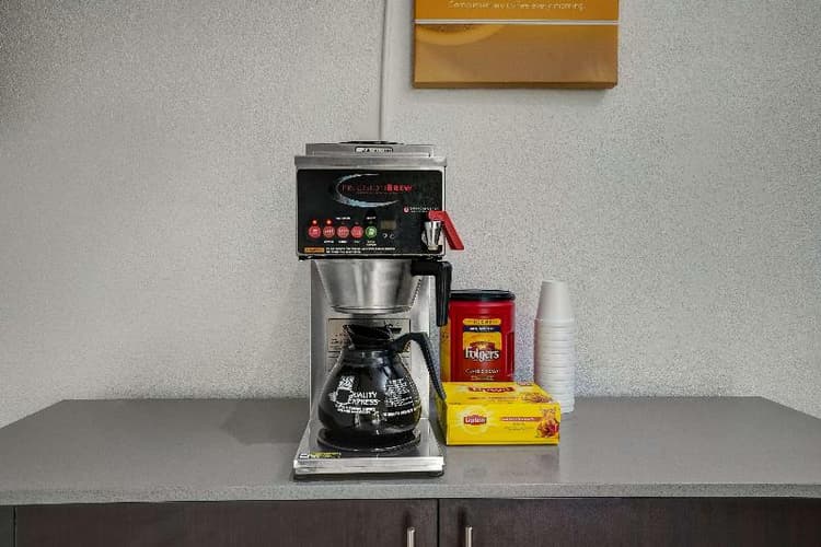 Howard Johnson by Wyndham Princeton/Lawrenceville