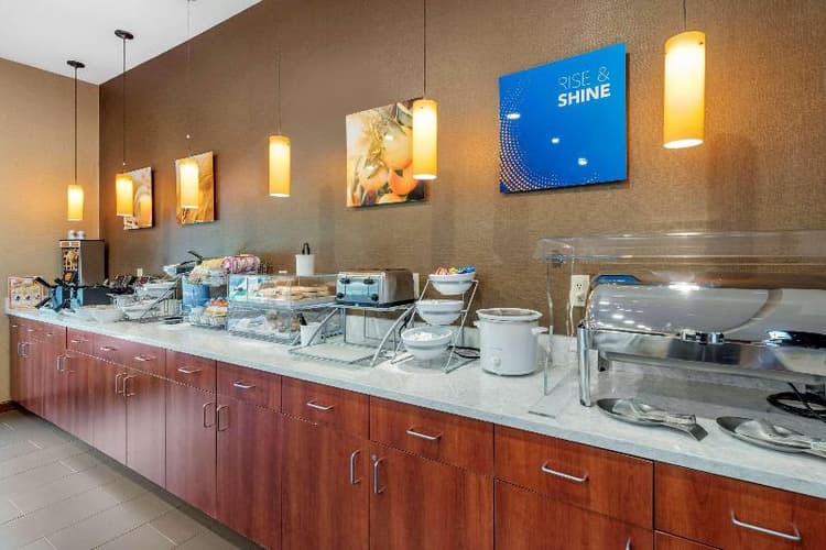 Comfort Suites West Indianapolis - Brownsburg