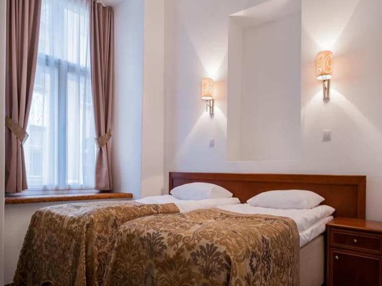 Three Crowns Residence