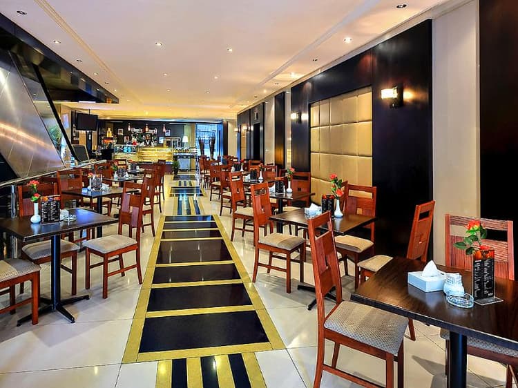 Maysan Al Harithia Hotel