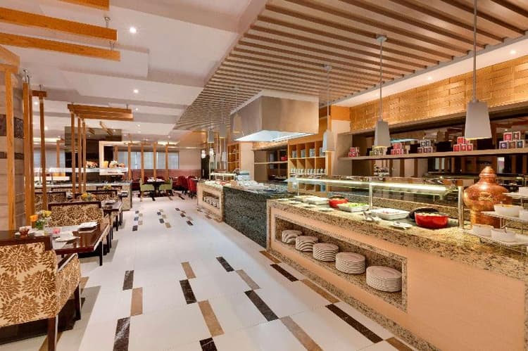 Ramada Hotel And Suites Amwaj Islands