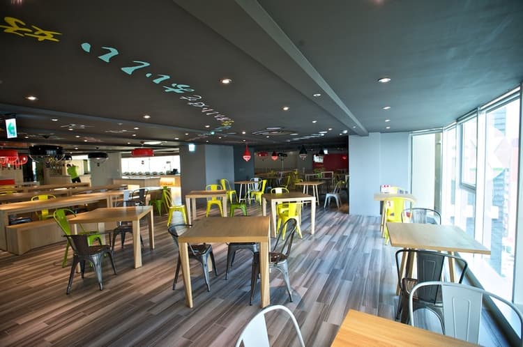 FX Inn Kaohsiung Zhonghua Road Branch