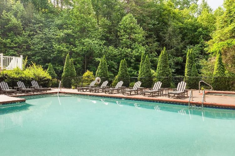 Hilton Vacation Club MountainLoft Gatlinburg