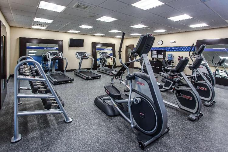 Hampton Inn & Suites Wichita/Airport