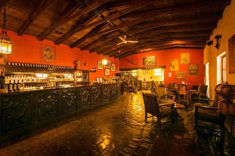 El Pueblo Resort & Convention Center