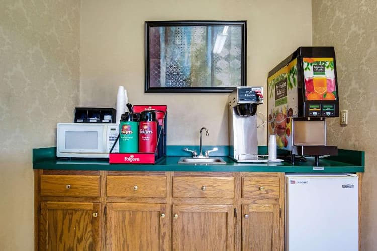 Econo Lodge Corbin Area