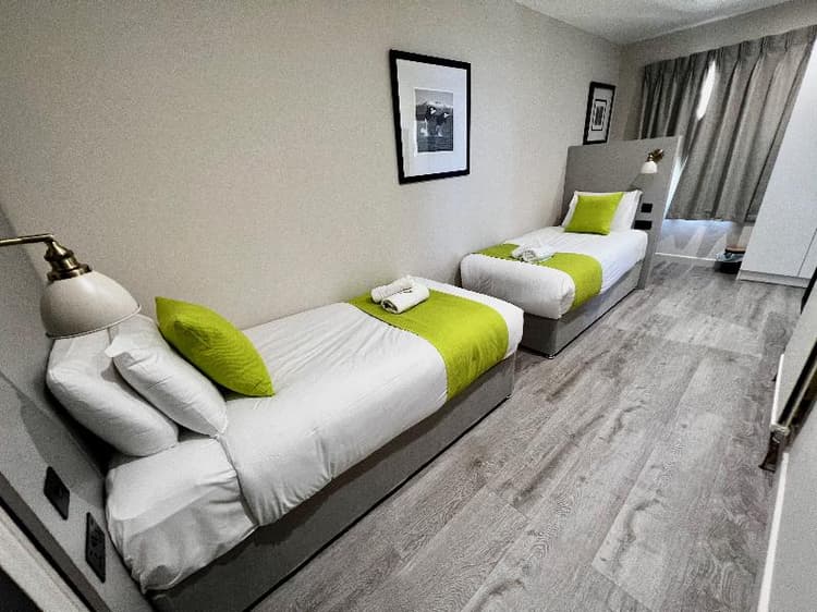 Pearl and Pebbles Hotel