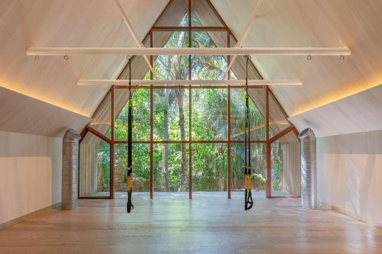 The St. Regis Maldives Vommuli Resort