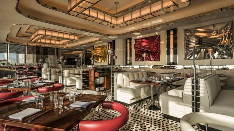 Four Seasons Hotel Dubai International Finance Cen