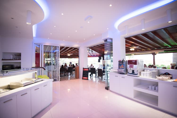 Loutsiana Hotel & Apartments