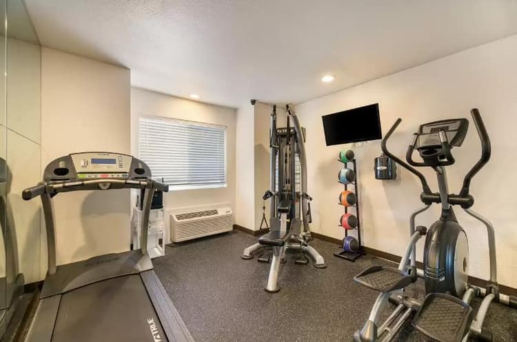 Quality Inn & Suites Near NAS Fallon