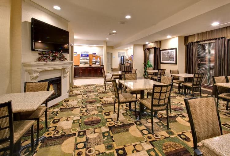 Holiday Inn Express and Suites Pleasant Prairie Ke