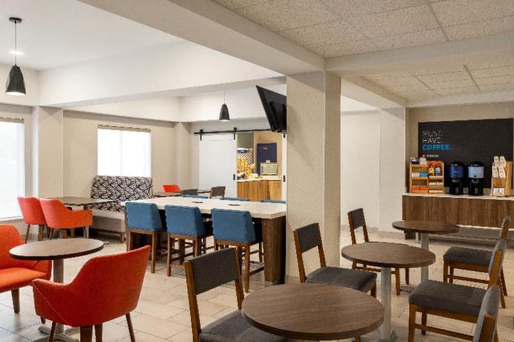 Holiday Inn Express Syracuse Airport
