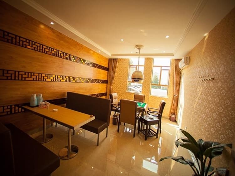 GreenTree Inn Fangte World Resort South Gate Busin