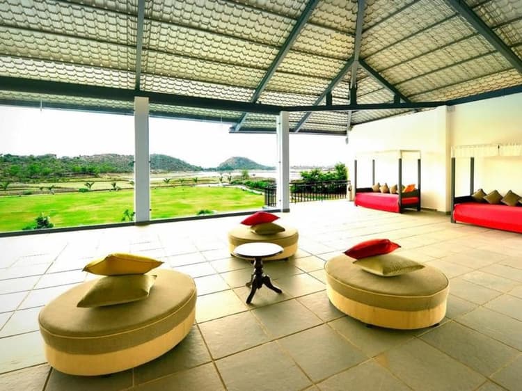 Tat Saraasa Resort & Spa