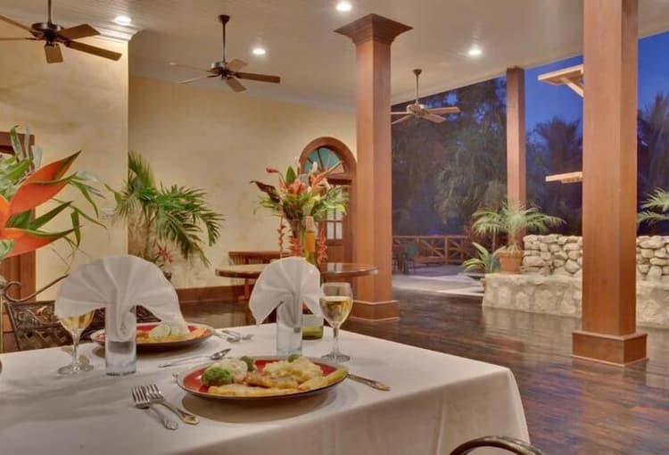 Mahogany Hall Luxury Boutique Resort