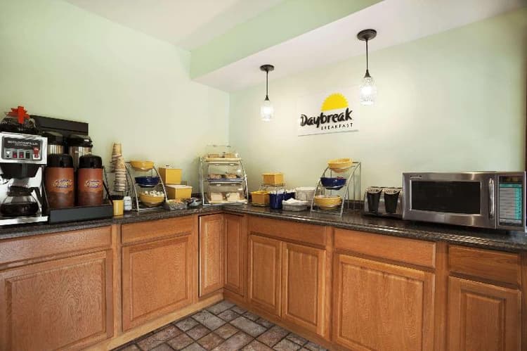 Days Inn Sutton Scotney North