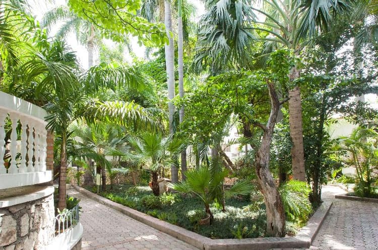Le Plaza Hotel