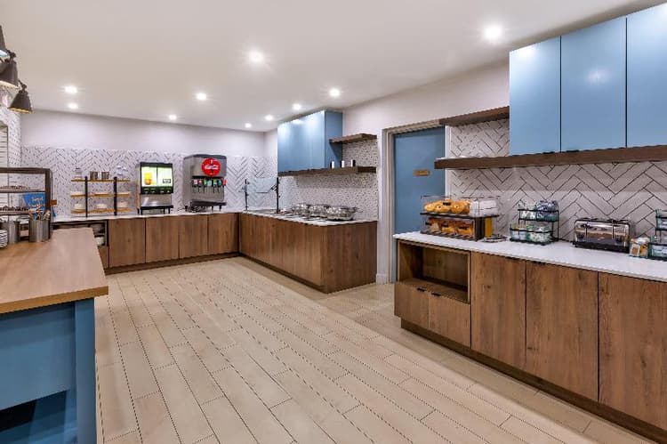 Staybridge Suites - Pittsburgh Airport