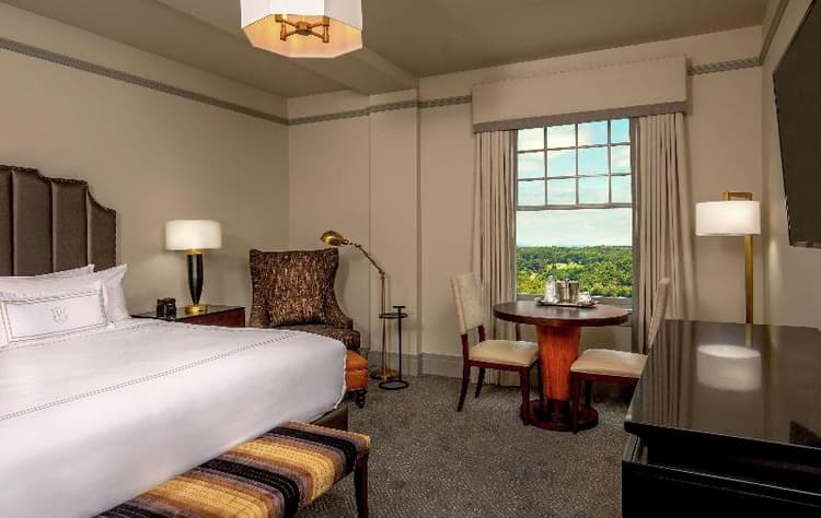 The Virginian Lynchburg, Curio Collection by Hilto