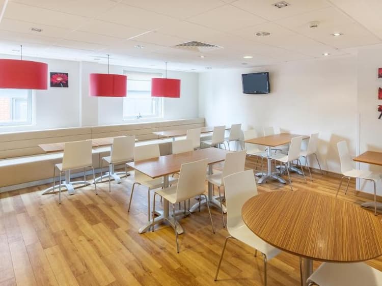 Travelodge Maidenhead Central