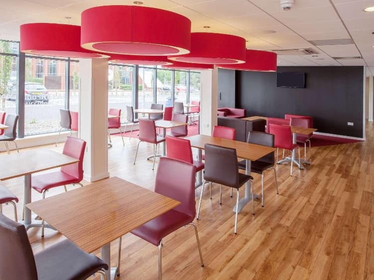 Travelodge Winnersh Triangle