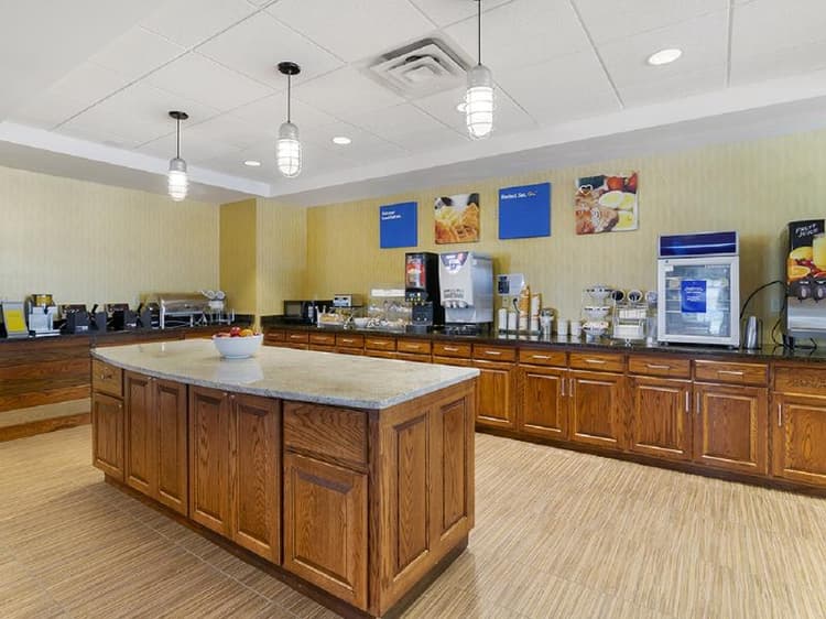 Sonesta Essential Minot