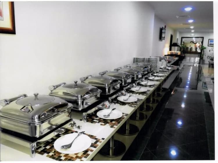 Golden Tulip Headington Ruwi