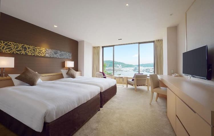 Toba Hotel International