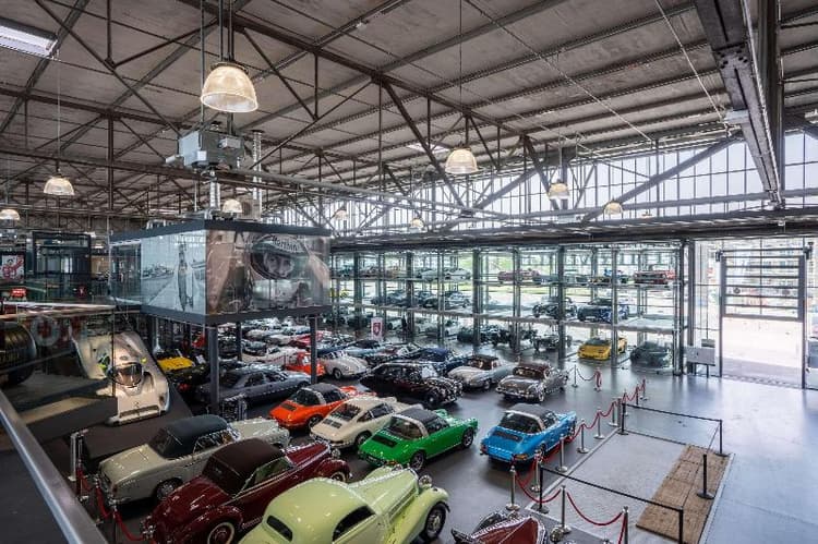 V8 Hotel Koln @MOTORWORLD