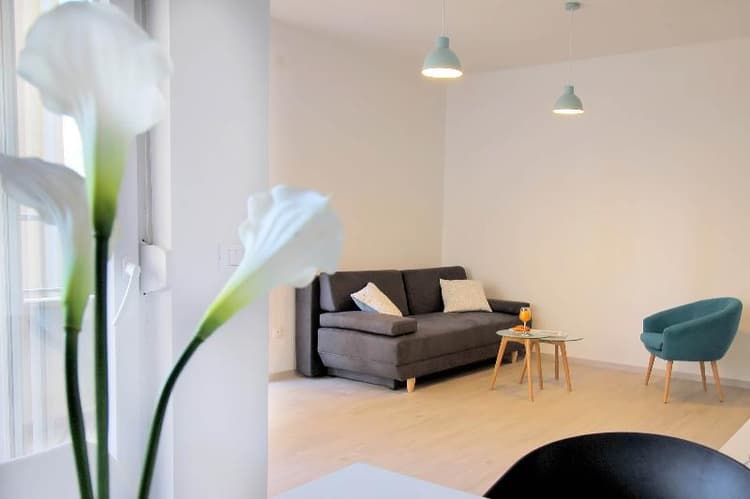 Bacan Family Apartments