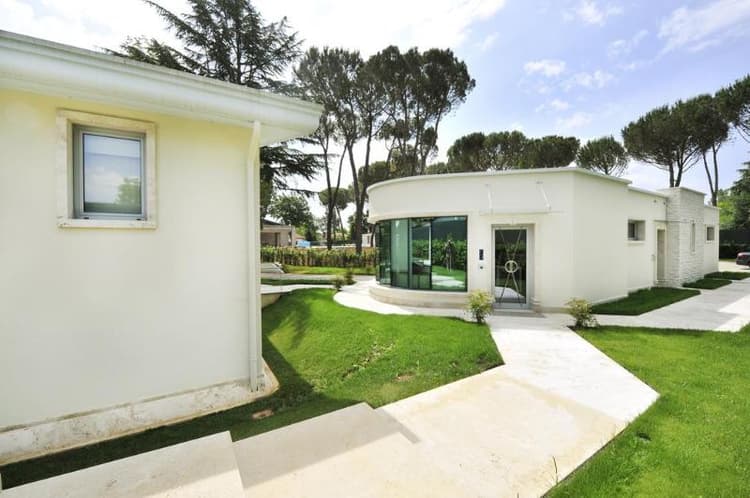 Testani Suites