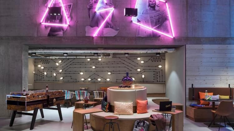 Moxy Frankfurt City Center
