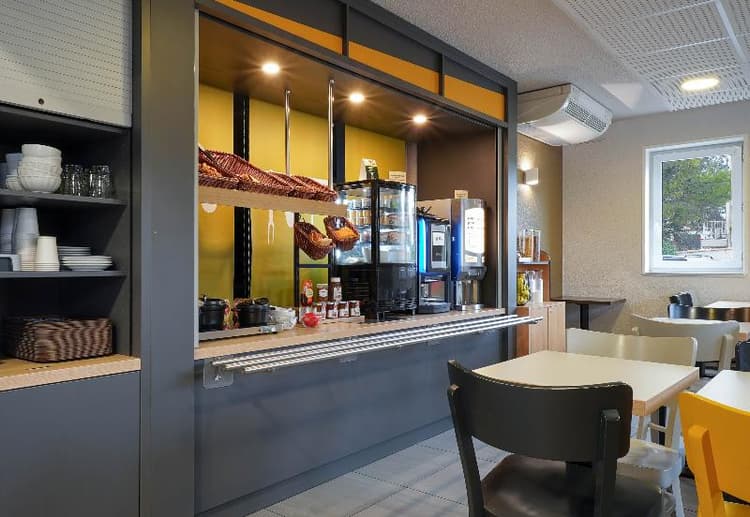 B&B HOTEL AIX EN PROVENCE Pont de l'Arc