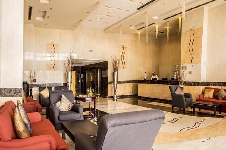 Platinum Suites Hotel Apartments