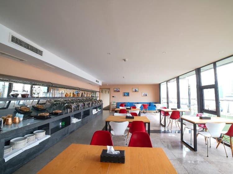 ibis Styles Chengdu American Center