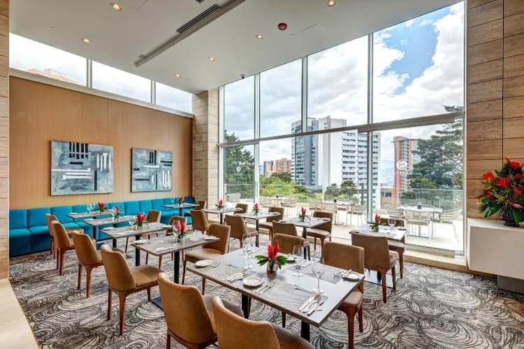 Estelar La Torre Suites