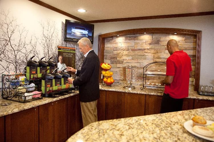 Staybridge Suites By Holiday Inn Johnson City